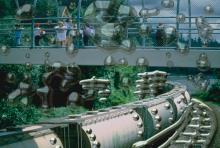 �ʺA�~���{��